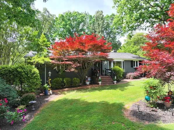 312 Hanley Cir, Danville, VA 24541