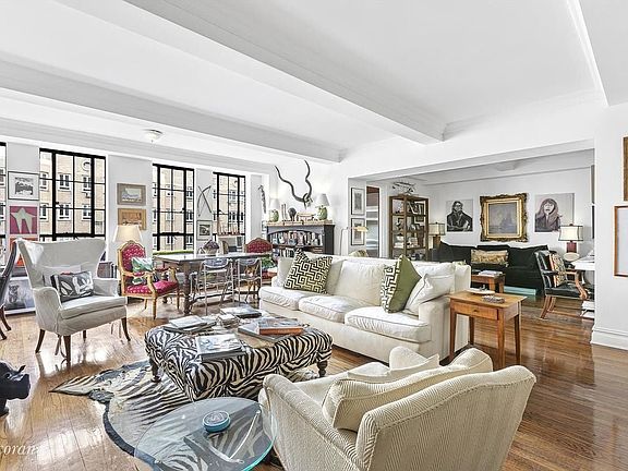 3rd image of 340 W 57th St APT 6I