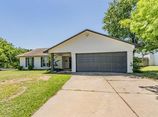 2034 Cedarwood Dr, Carrollton, TX 75007