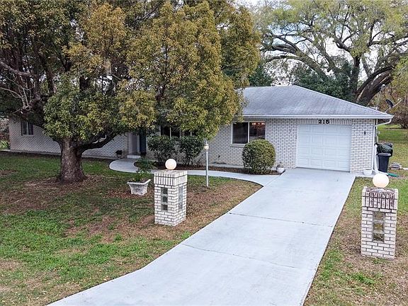 3rd image of 215 Morningside Dr