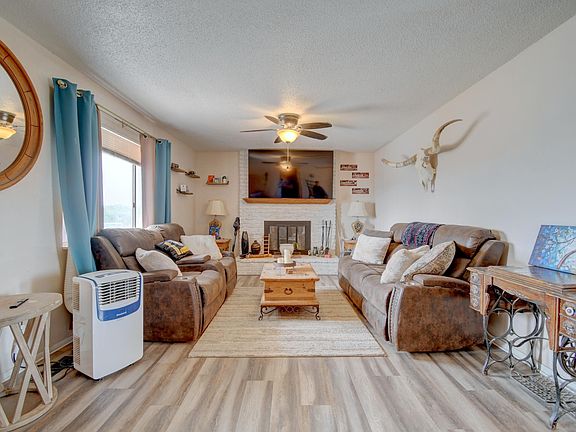 4th image of 12 Melrose Pl