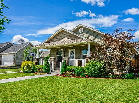 3rd image of 602 Bainbridge Ln