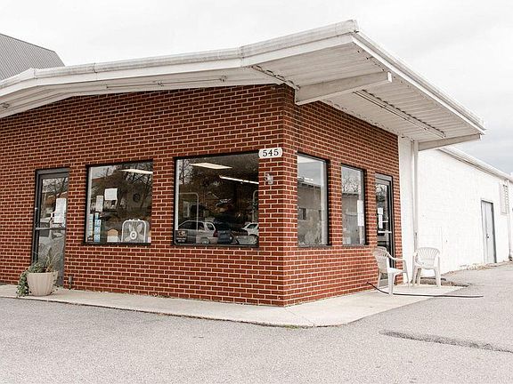 4th image of 535 E Main St