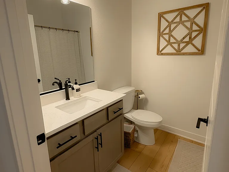 1204 SW Franklin Ln — Photo 68