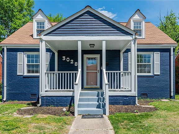 2nd image of 3028 Maplewood Ave