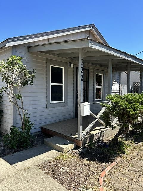 1st image of 322 1st Ave