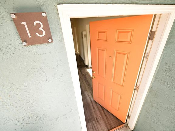 2nd image of 1726 Lacassie Ave APT 13