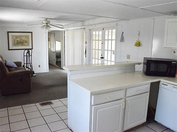 4th image of 53 Oyster Bay Ln