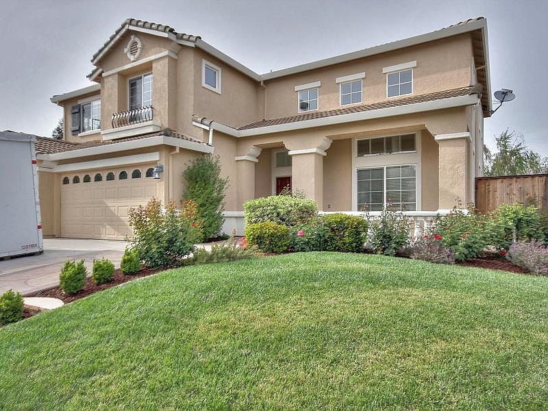 1st image of 1515 Gold Finch Ct