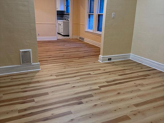 4th image of 52 Lisbon Ave Floor 1