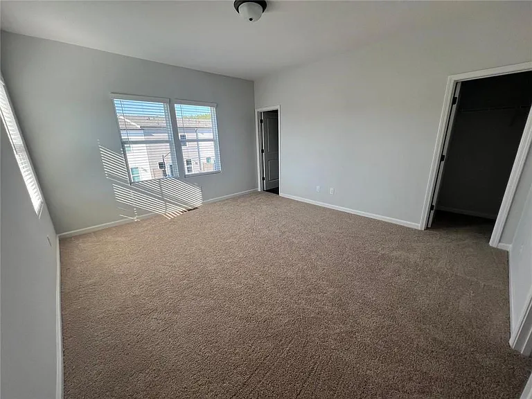 700 Payton Ln — Photo 13