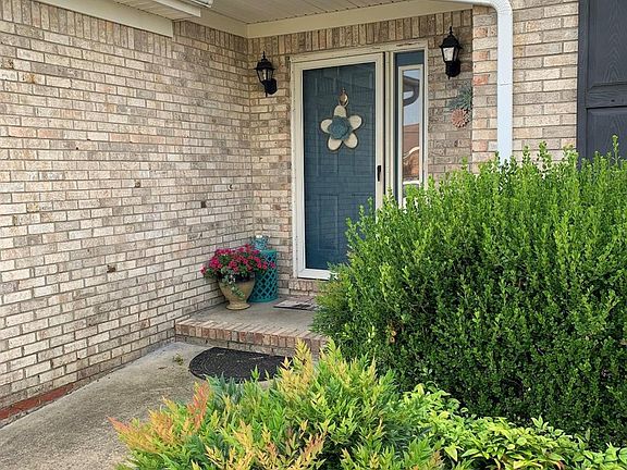 5th image of 117 Leann Ln