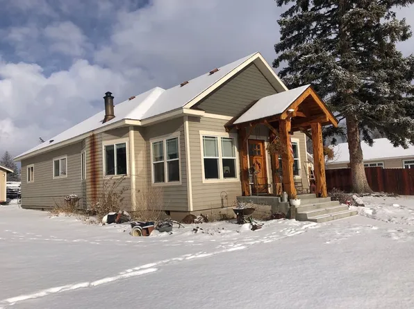 520 2nd St, North Powder, OR 97867