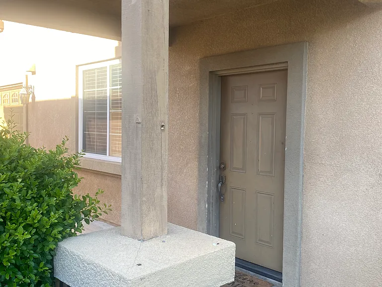 1532 Ohio St — Photo 1