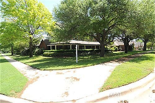 4th image of 6001 Montford Dr
