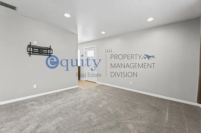 1808 W Homestead Farms Ln #3 — Photo 2