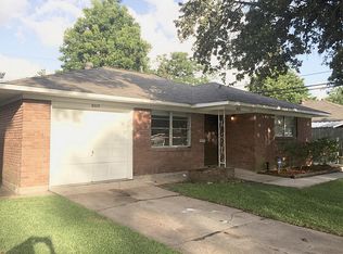 2117 Hickory Ln, Pasadena, TX 77502