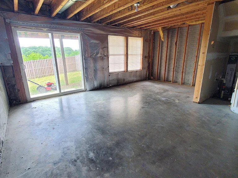 29 Litchfield Ln E — Photo 22
