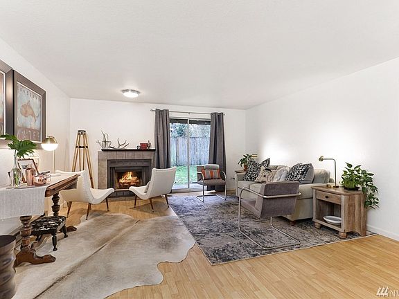 5th image of 260 Newport Way NW #C19