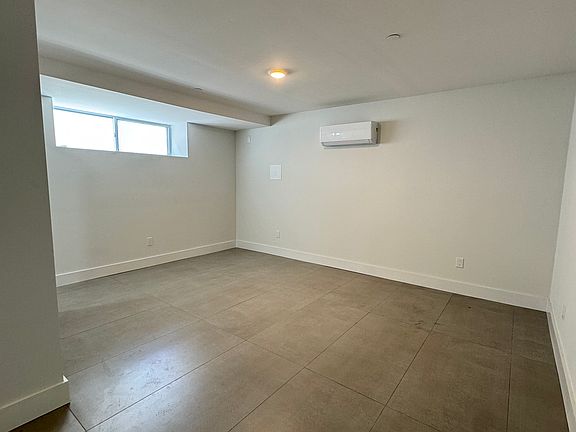 4th image of 34 Harris Ln #Basement