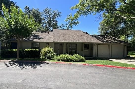 1st image of 3948 Park Circle Ln