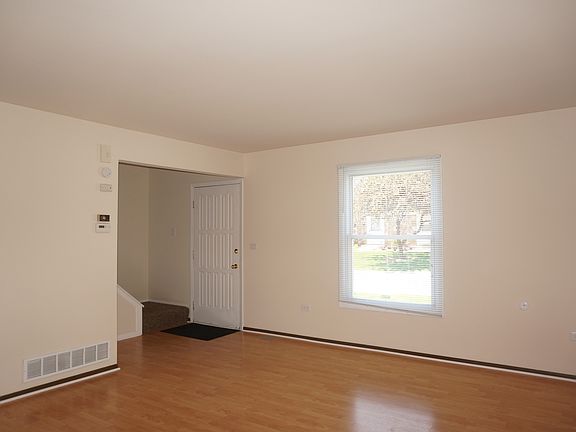 4th image of 1025 Boston Hbr