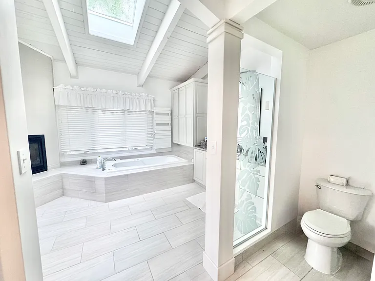 1430 Carrington Ln — Photo 20
