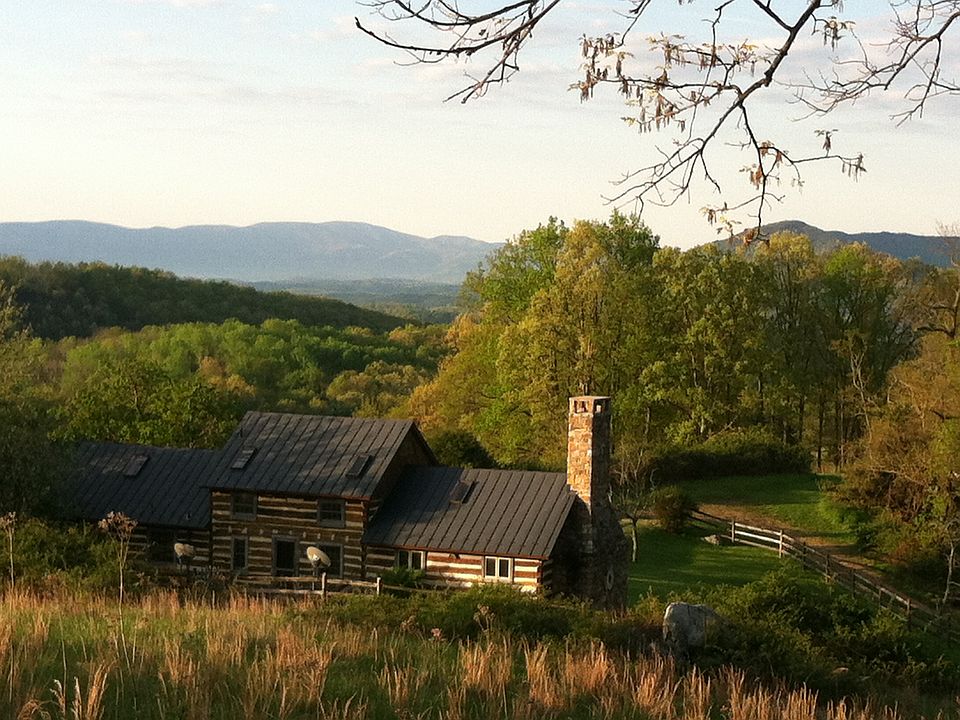 Hawkridge Guest Cabin