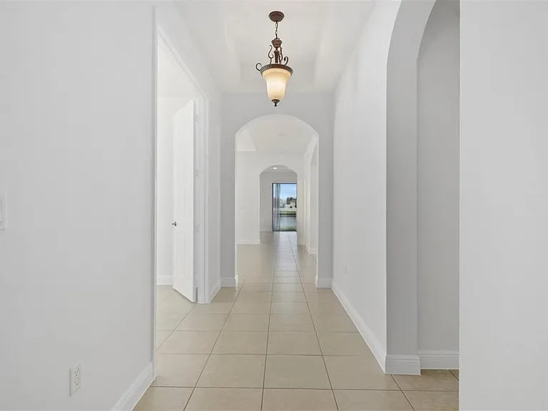 4475 Biscayne Breeze Way — Photo 2
