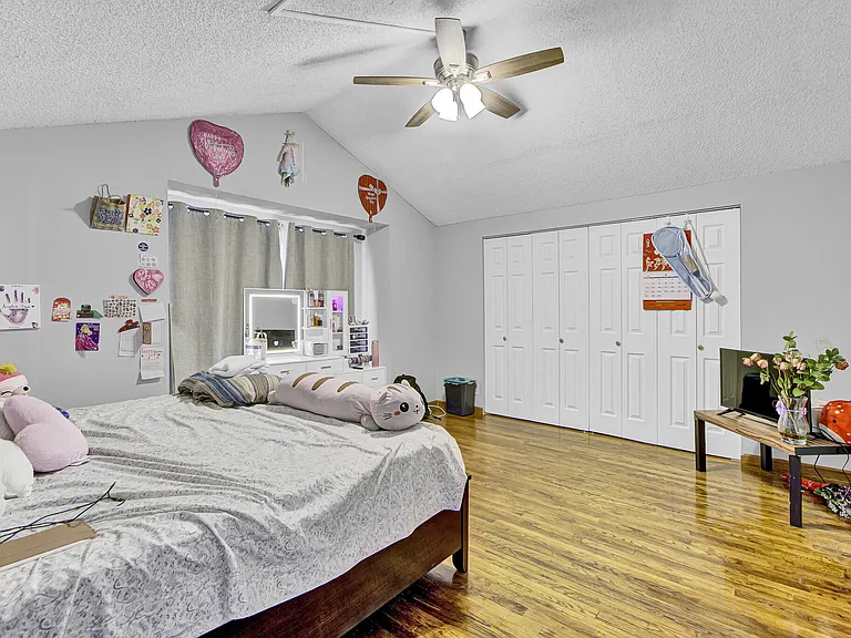 5893 Cassandra Ct — Photo 20