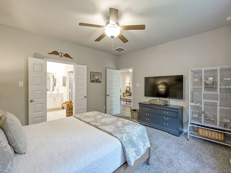 7099 Silverleaf Oak St — Photo 12