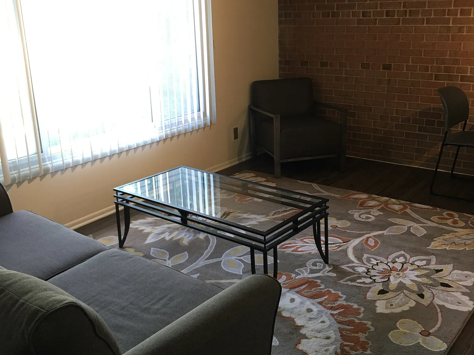 Studio, 520 sqft, $1,654 — Photo 4
