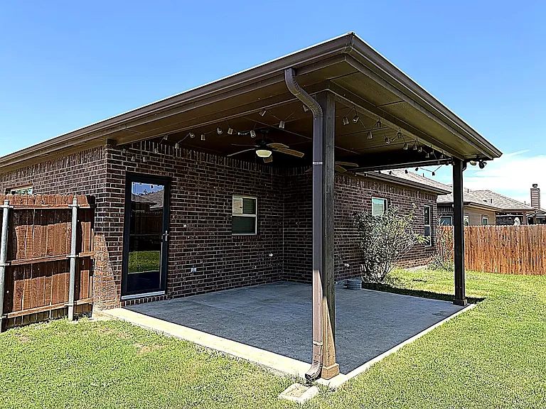 1800 Potrillo Ln — Photo 14