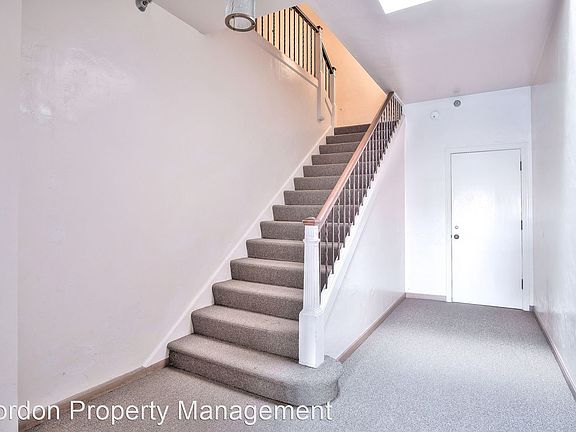 3rd image of 2223 Lake St APT 101