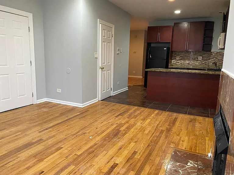 3933 W Lexington St #1 — Photo 2