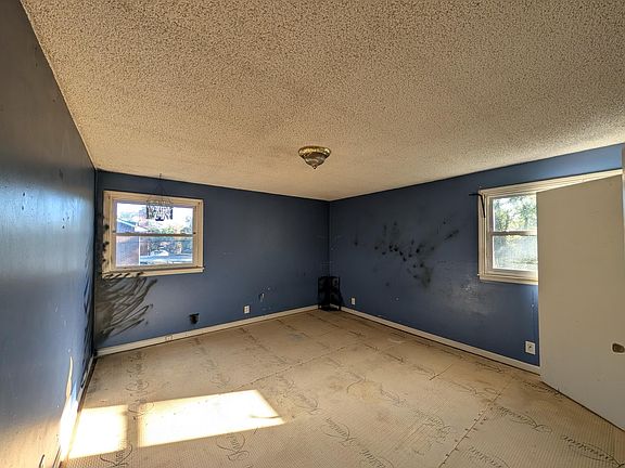 5th image of 300 Tyne Blvd