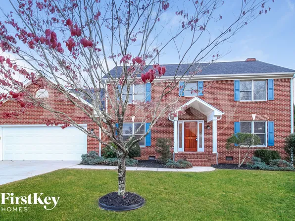 4004 Deerfield St, High Point, NC 27265