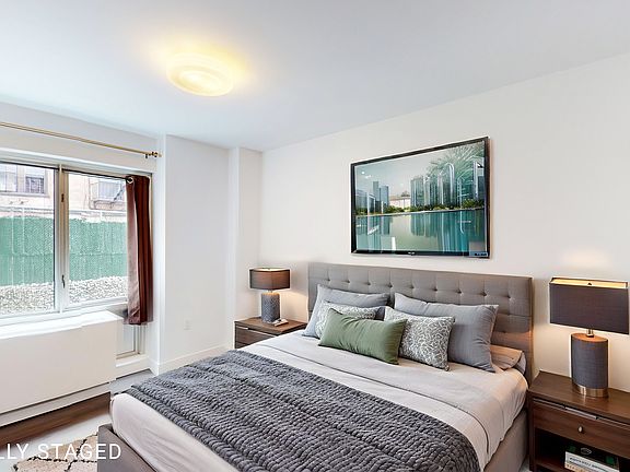 3rd image of 607 W 161st St APT 1A