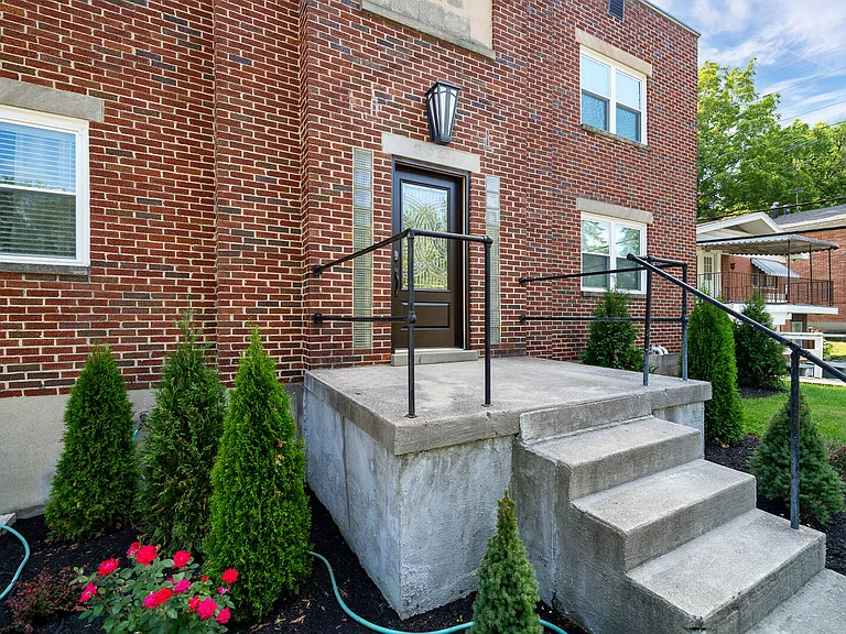 308 Constantia Ave #5 — Photo 15