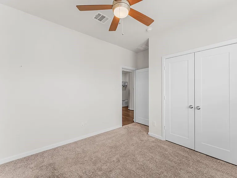 3850 Chapman Bluff Dr — Photo 4