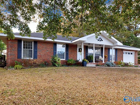 2nd image of 3301 Oster Cir NW