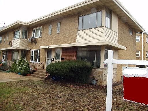 1st image of 8950 Skokie Blvd