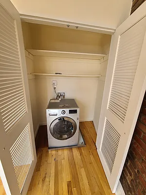 Rented by Corcoran | media 21