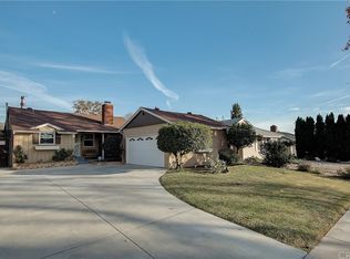 2724 N Buena Vista St, Burbank, CA 91504