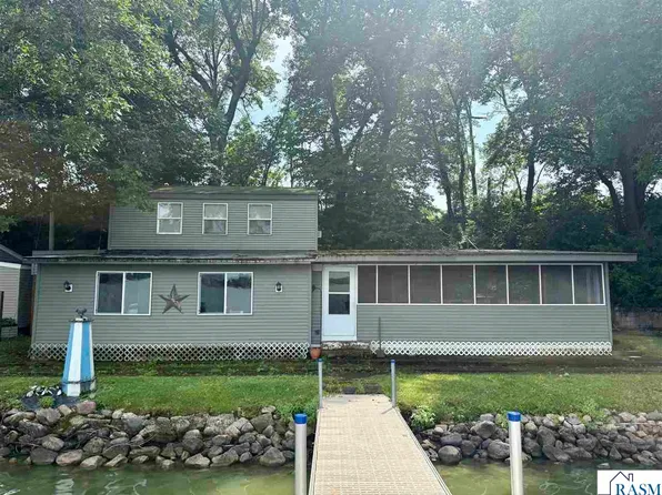 128 Wheaton Dr, Madison Lake, MN 56063
