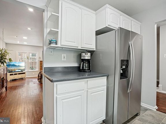 5th image of 2736 Carter Farm Ct