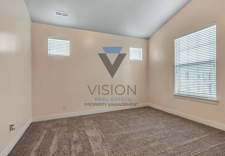 97 W Silver Springs Dr — Photo 14