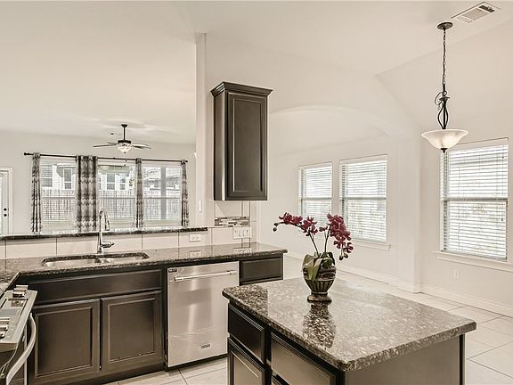 4th image of 6917 Donato Pl