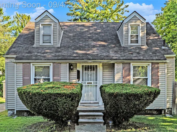 19400 Lyndon St, Detroit, MI 48223