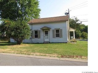 173 W Dezeng St, Clyde, NY 14433